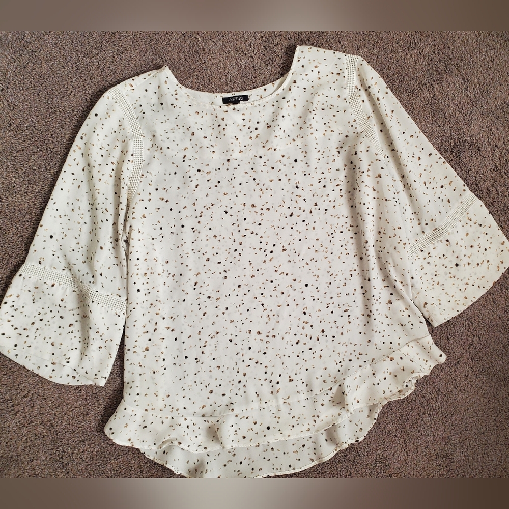 Apt 9 Ruffle top, large